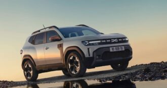 Copertina di Dacia Duster, la rivoluzione è (anche) nel design: semplicità e funzionalità