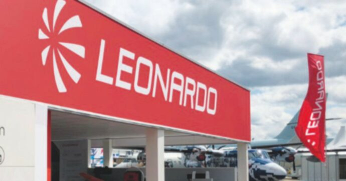 Dalla italiana Superjet a Mosca: la triangolazione aggira i divieti