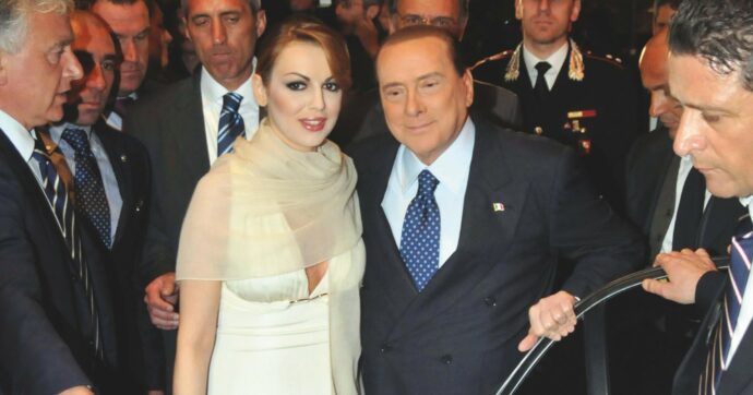 Santanchè vuccumprà: due  Hermès tarocche a Pascale