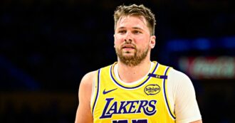 Copertina di NBA Freestyle | Dove arriveranno Celtics e Kniks? Luka Doncic si riprenderà ai Lakers? Le 6 domande sul finale di stagione