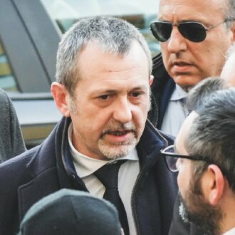 Copertina di “Da Delmastro&C. 40mila. I Caroccia non ci misero soldi”. La difesa dei due indagati, Mauro e Miriam, che oggi saranno interrogati dai pm romani