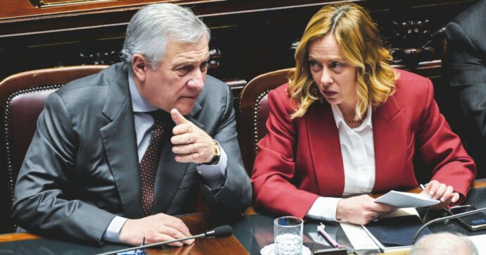 No ai soldati (con la Lega): Meloni ora fa l’equilibrista