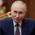 Copertina di Zelensky a Istanbul pronto a parlare solo con Putin. Il presidente russo: “Chi impone sanzioni è deficiente”