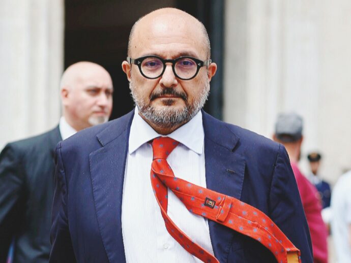 Sangiuliano e le accuse di peculato, il caso non è chiuso: acquisiti nuovi documenti