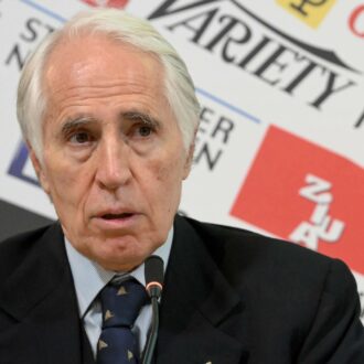 Copertina di “Coni, prorogate Malagò”: le firme però sono false