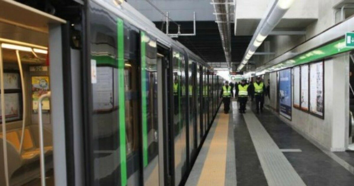 Molesta e aggredisce gli addetti alla sicurezza di Atm: 32enne arrestato a Milano