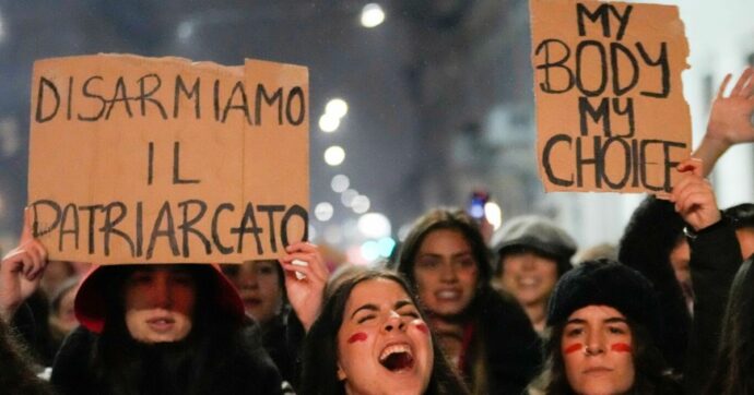 “In Europa l’8% degli intervistati ritiene accettabile dare uno schiaffo a una donna in casa”: il report Ue sulla violenza di genere