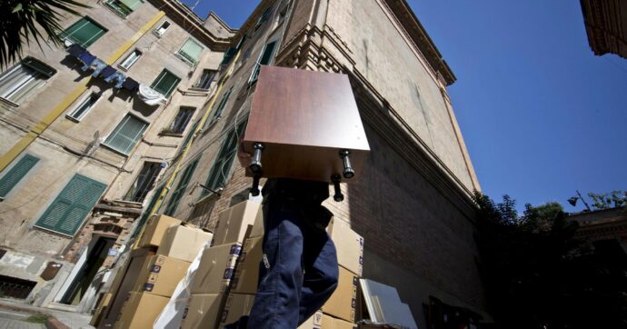 Nel Lazio è “ImmobilRocca”: riforma per svendere le case popolari gioiello