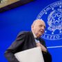 Copertina di Nucleare, per Pichetto è “una sfida personale”. Ma la road map non convince né i sostenitori né l’opposizione