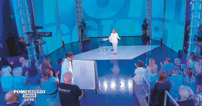 “Pizzo” per lavorare: il caso dei consulenti di Mediaset