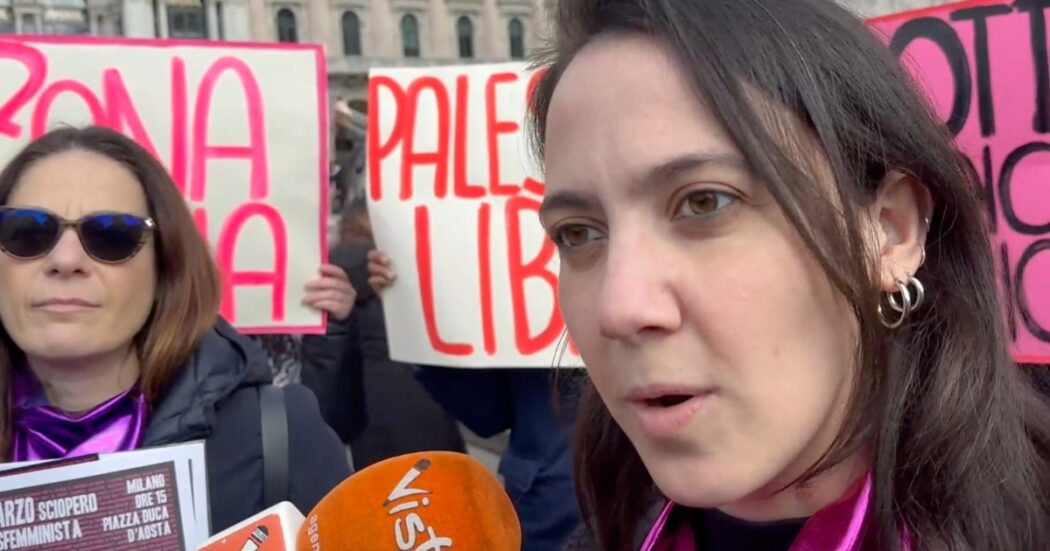 Il flash-mob di Non una di meno a Milano: “8 marzo in piazza per affermare la forza delle donne contro il patriarcato”