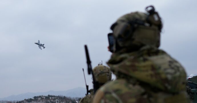 Donald Trump e la sburocratizzazione della guerra. Rimossi i vincoli per i raid aerei: ora potranno autorizzarli anche i militari sul campo