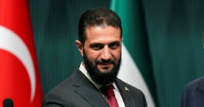 Copertina di Siria, il governo islamista impone il burkini alle donne nelle spiagge pubbliche