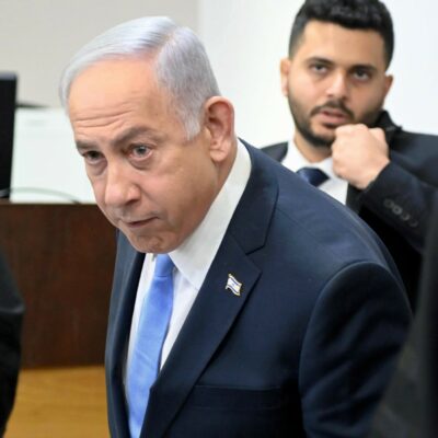 Copertina di “Il consigliere di Netanyahu fu avvisato 3 ore prima del 7/10”