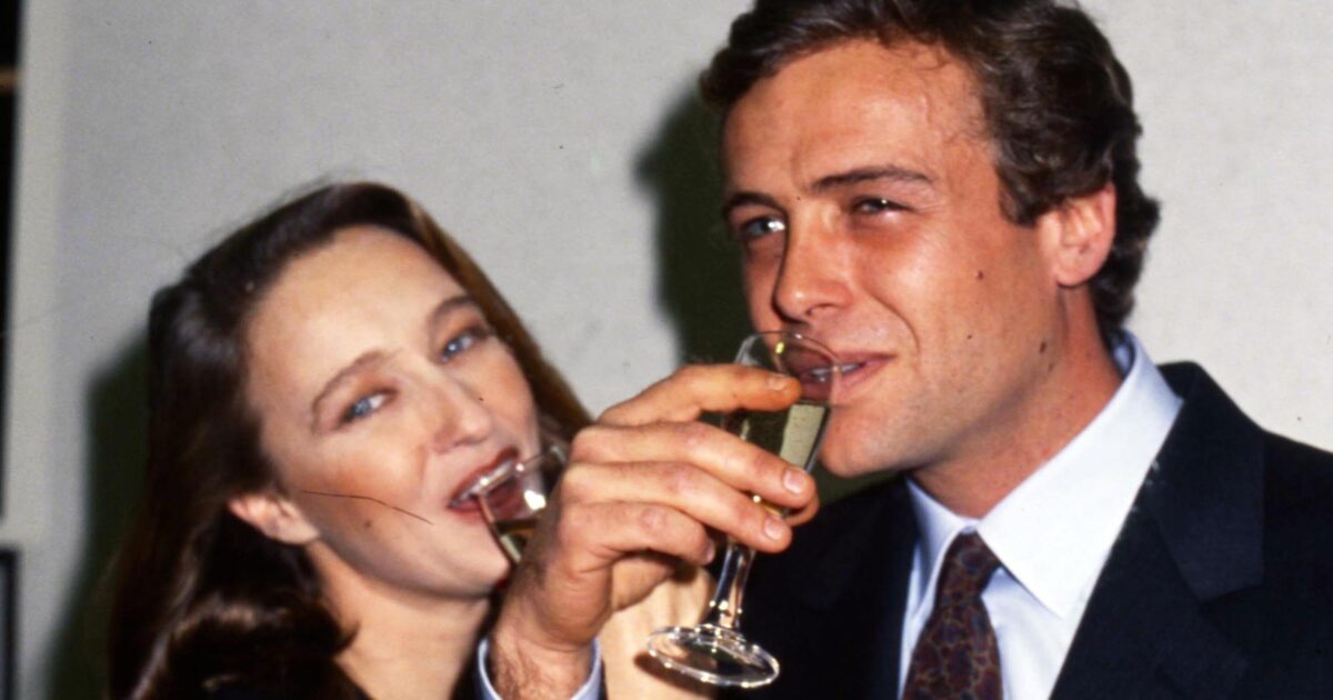 Eleonora Giorgi bella, affascinante e amatissima da Angelo Rizzoli e Massimo Ciavarro. Due matrimoni alle spalle e due figli prediletti Paolo e Andrea