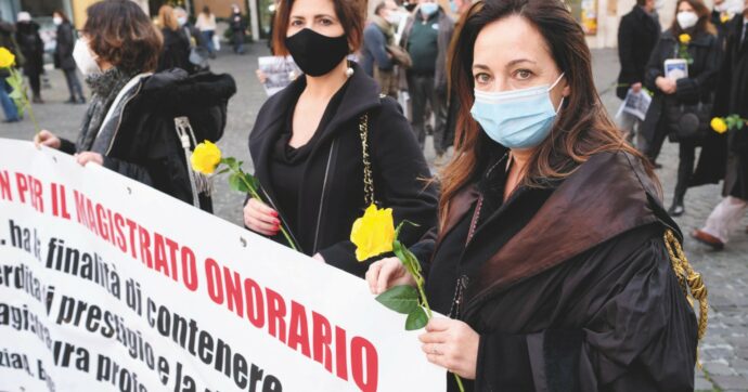 Riforma Nordio: anche i magistrati onorari in guerra