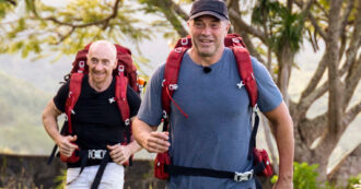 Copertina di Yuri Chechi: “A Pechino Express Antonio Rossi russava come un trattore. È stata dura”. La replica: “Bugie. Lui spendeva tutto il budget per comprare una birra”