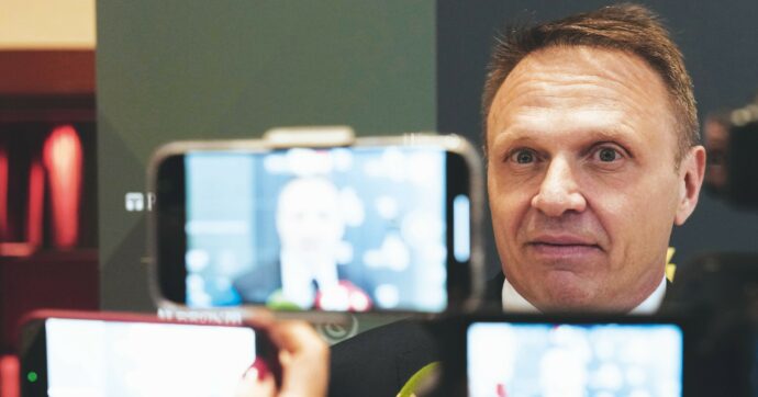 L’ultima di Lollo: “Detassiamo le ostriche”. E il Senato si gode la degustazione omaggio