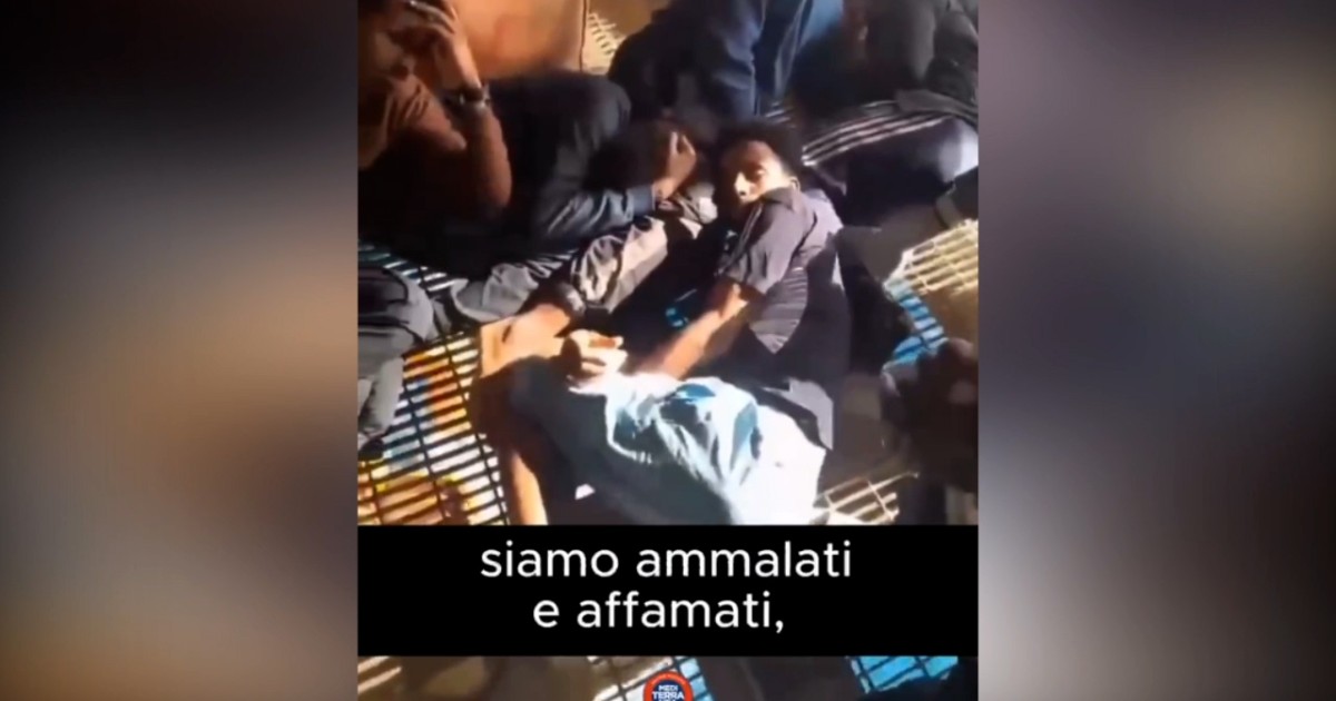 “Venite ad aiutarci o faremo la fine degli altri”: 32 migranti naufragati su una piattaforma petrolifera al largo della Tunisia. Il video appello