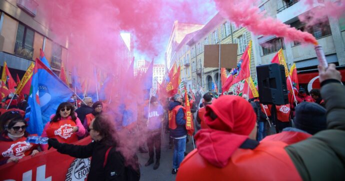 Sciopero dei metalmeccanici per il contratto: Fiom, Uilm e Fim tornano in piazza il 28 marzo