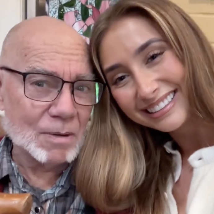 “Adesso faccio sesso con gli uomini anziani ricoverati in case di cura per beneficenza”: la star di OnlyFans Lily Phillips alza l’asticella delle sfide sessuali