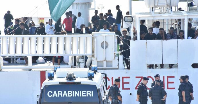 Diciotti: per lo stop alla nave un migrante riceverà pochi euro