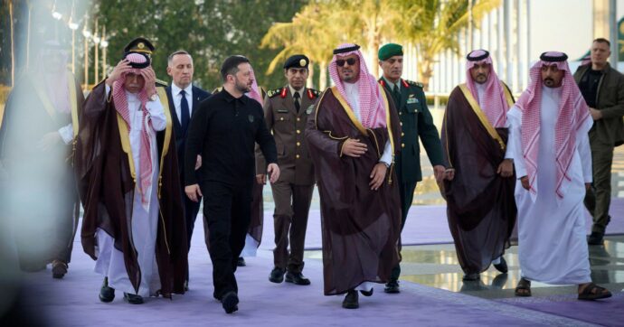 Tregua parziale per aiuti: l’ultima offerta di Kiev