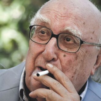 Copertina di Cent’anni di Camilleri: il maestro si diverte