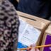 Copertina di Referendum, la domanda per il voto da fuori sede è possibile fino al 4 maggio: ecco come fare