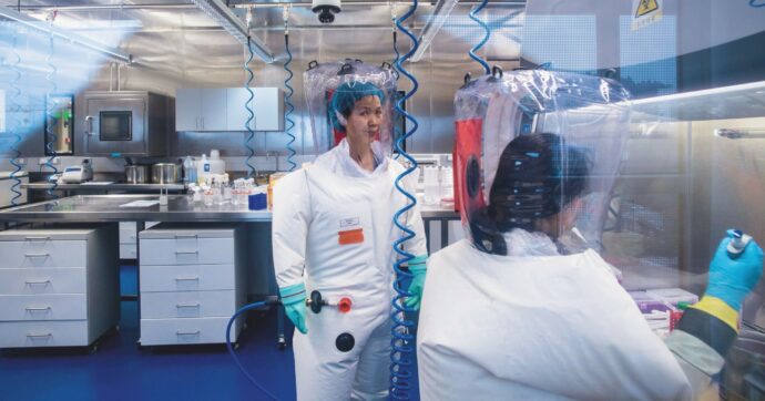 “Covid  fuoriuscito  dal laboratorio cinese”