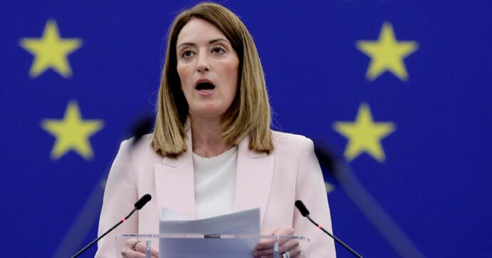 Nuove  regole per lobbisti e parlamentari Ue:  porte girevoli più lunghe e limiti ai doppi lavori