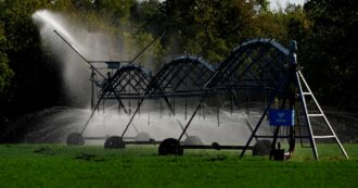 Copertina di Acqua. La risorsa non è infinita, serve un nuovo modello sociale