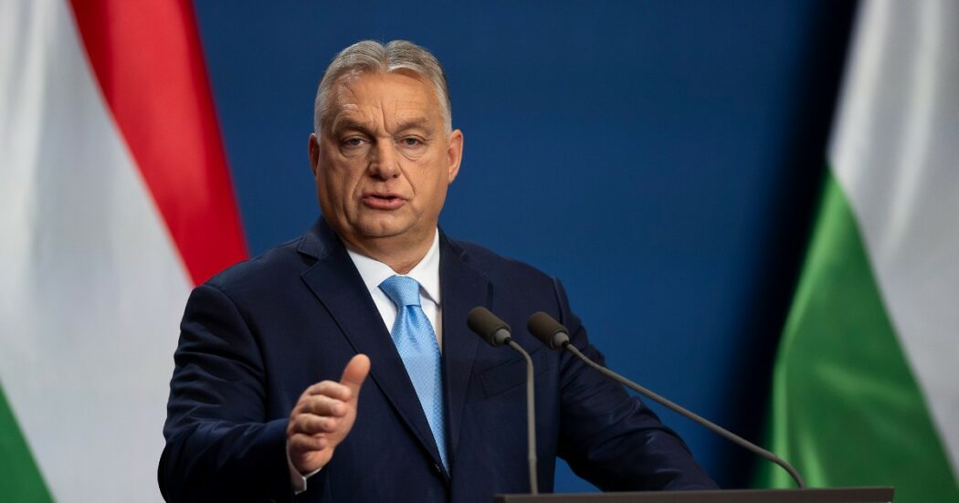 https://st.ilfattoquotidiano.it/wp-content/uploads/2025/03/17/orban-1050x551.jpg