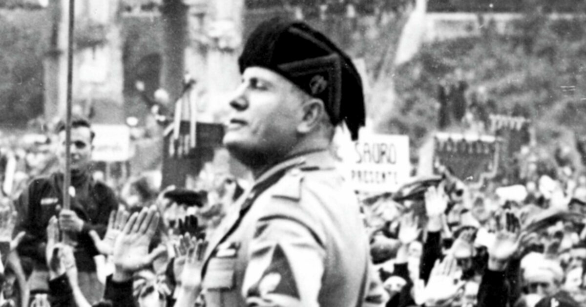 Il comune di San Giovanni Rotondo (Foggia) revoca la cittadinanza onoraria a Mussolini Il comune di San Giovanni Rotondo (Foggia) revoca la cittadinanza onoraria a Mussolini