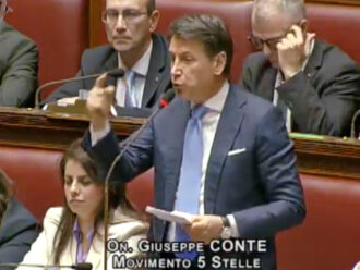 Conte attacca il governo: "Crisi industriale come col Covid, ma ora il virus siete voi"