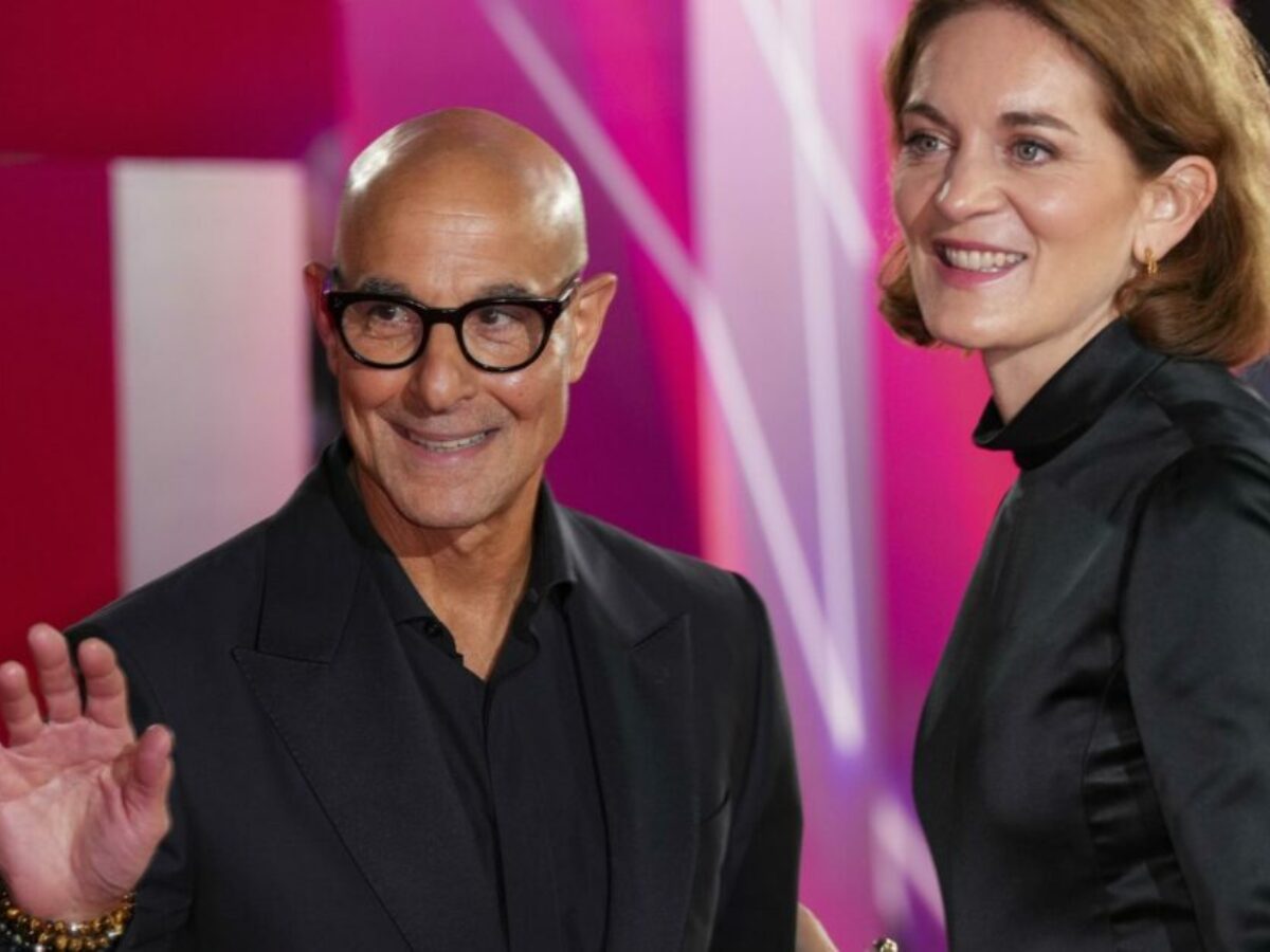 Stanley Tucci: “La radioterapia che ho fatto sei o sette anni fa mi ha ‘bruciato’ la tiroide, mi sento ancora stanco. Ci sono momenti in cui non vorrei fare un ca*** di niente”