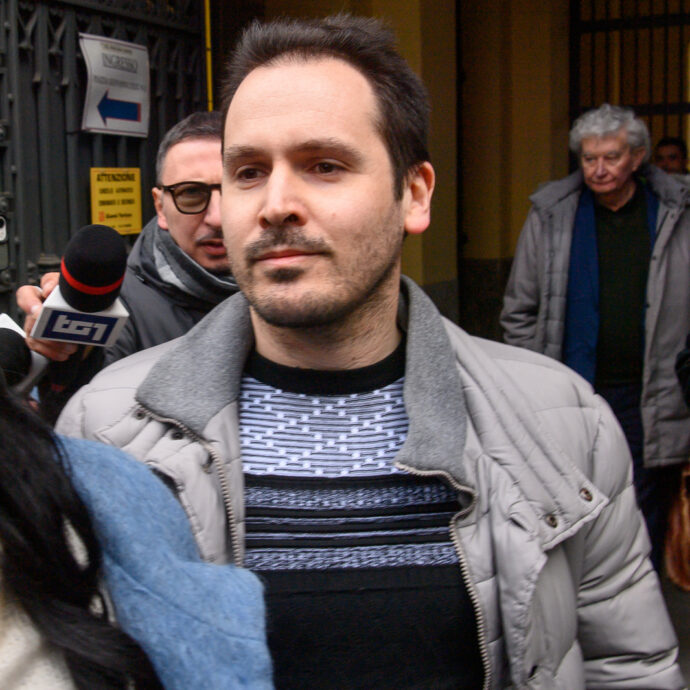 Delitto di Garlasco, “un supertestimone ha rotto il silenzio dopo 18 anni. Ha parlato di un oggetto gettato in un canale”: la rivelazione de Le Iene