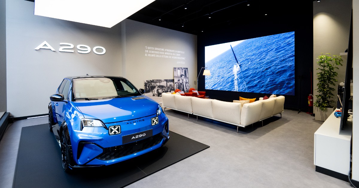 Design week, a Milano inaugurata la Alpine Alpine A290 Lounge – FOTO