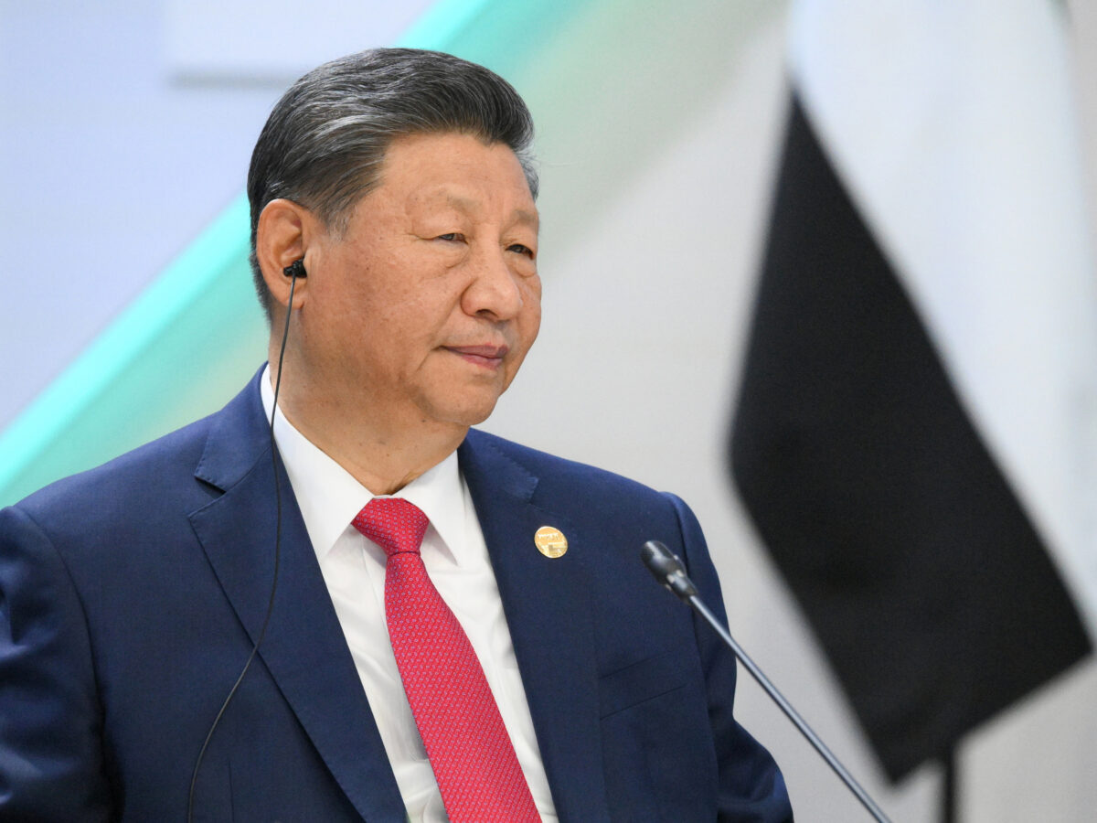 Maxi stretta della Cina contro le truffe: ora chi risponde a un numero estero rischia il blocco dei conti