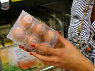 Copertina di “Sistematiche condotte prevaricanti”, risarcimento e reintegro per cassiera licenziata e umiliata dal capo