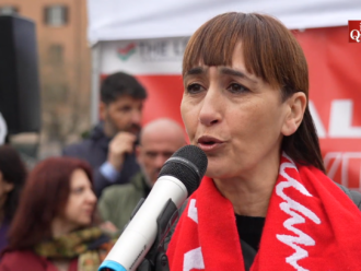 Copertina di Gli operai di Mirafiori a Elkann: “Affidi Stellantis a un  manager serio, basta a chi pensa solo ai profitti”