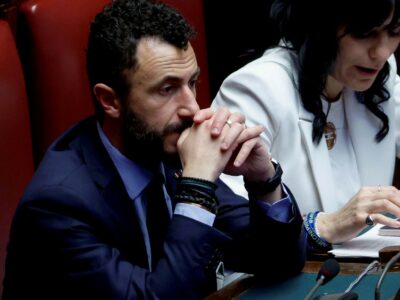 Copertina di Pozzolo va da FI:  “Passo con loro? Non lo escludo, sono garantista”