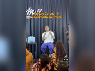 Copertina di Quando Fabrizio Corona diceva: “Il Papa è morto. Se entro 5 mesi esce un video in cui parla io mi ritiro per sempre”