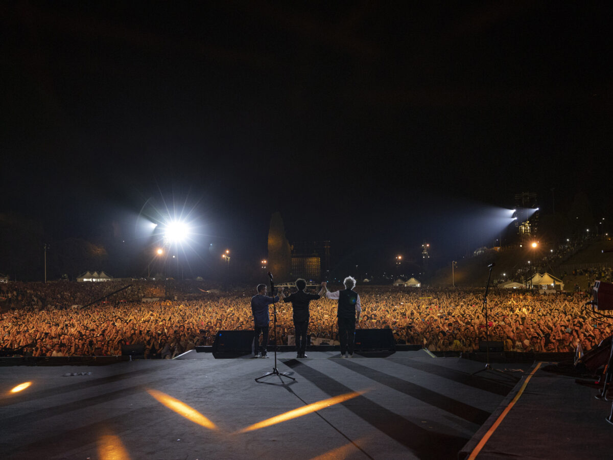 Un passo alla volta, la festa al Circo Massimo di Fabi Silvestri Gazzè diventa un docufilm e un album live: “Le canzoni sono un atto d’amore”