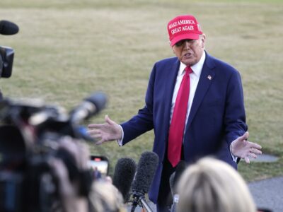 Copertina di Continua il "balletto" di Trump sui dazi, quelli in vigore dal 2 aprile potrebbero restringersi (ma non per l'Ue)