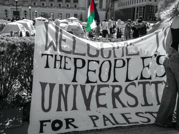 Studiare l’occidente ma contro chi?