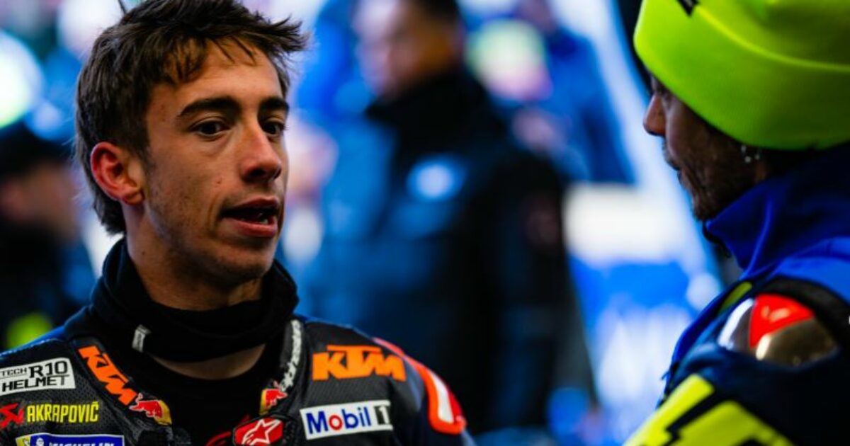 “Valentino Rossi pensa ad Acosta per fermare Marquez”: lo strano scenario spinto dalla crisi di Ktm