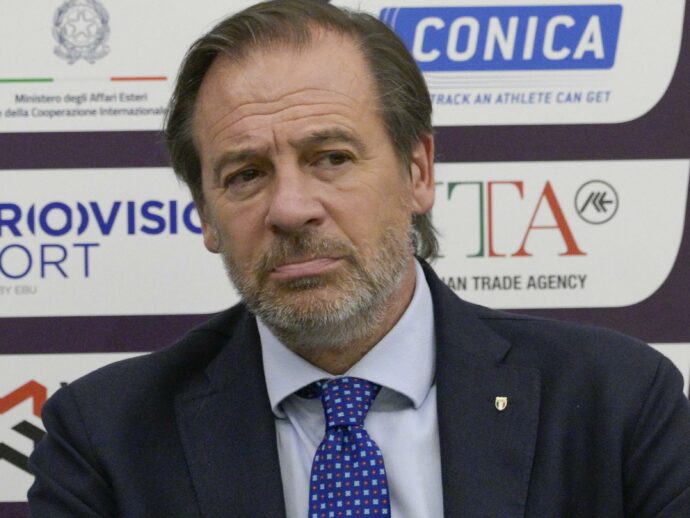Salto in alto (dello stipendio): così il presidente dell’atletica Stefano Mei si quadruplica la paga