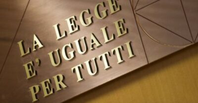 Copertina di Il decreto “Priolo” bocciato dalla Consulta: è incostituzionale. “Irragionevole, rischio di processi paralleli”