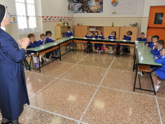 Valditara vuole togliere l’Imu alle paritarie